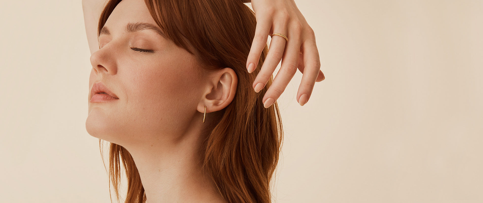 Menoa Shopify Theme A Luxurious Jewelry & Imitation - Shopify Responsive Theme - 1DollarGPLTheme slider-image